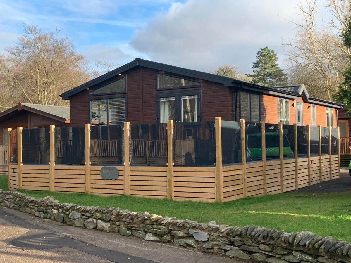 Thirlmere 4 Luxury Lodge At White Cross Bay ウィンダミア エクステリア 写真